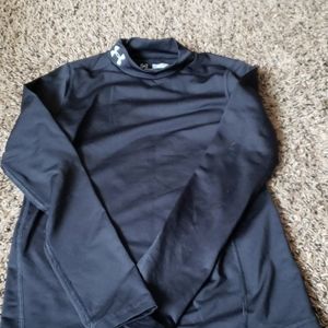 Under Armour fitted cold gear shirt